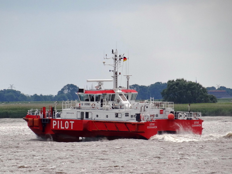 PILOTTENDER DOESE