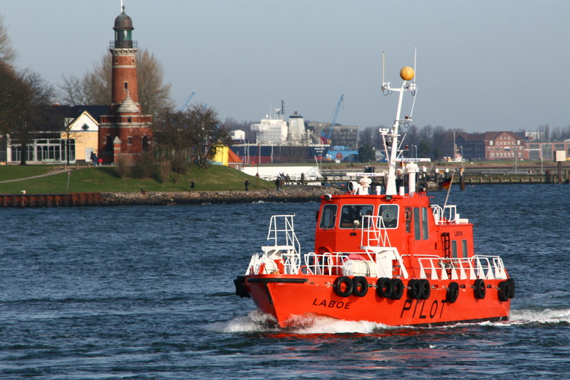 PILOT LABOE